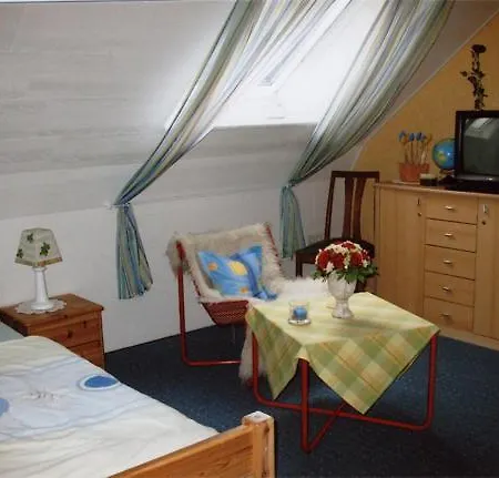 Mit Kochgelegenheit Preiswert Bei In Laatzen Bed and Breakfast *